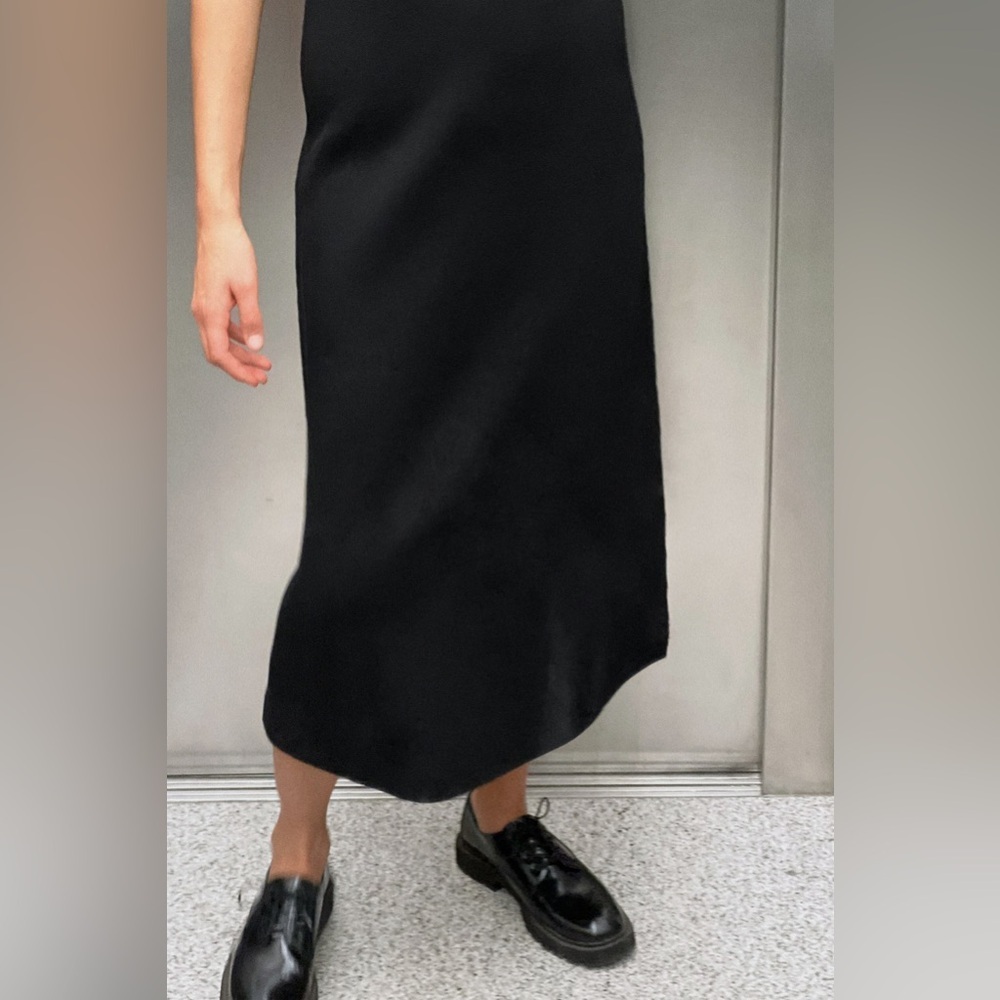 NWT. Zara Black Viscose Blend Knit Sleeveless Midi Dress. Size S. - Picture 5 of 8